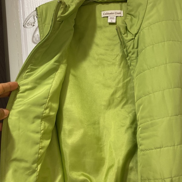 Light weight quilted vest - Picture 7 of 7